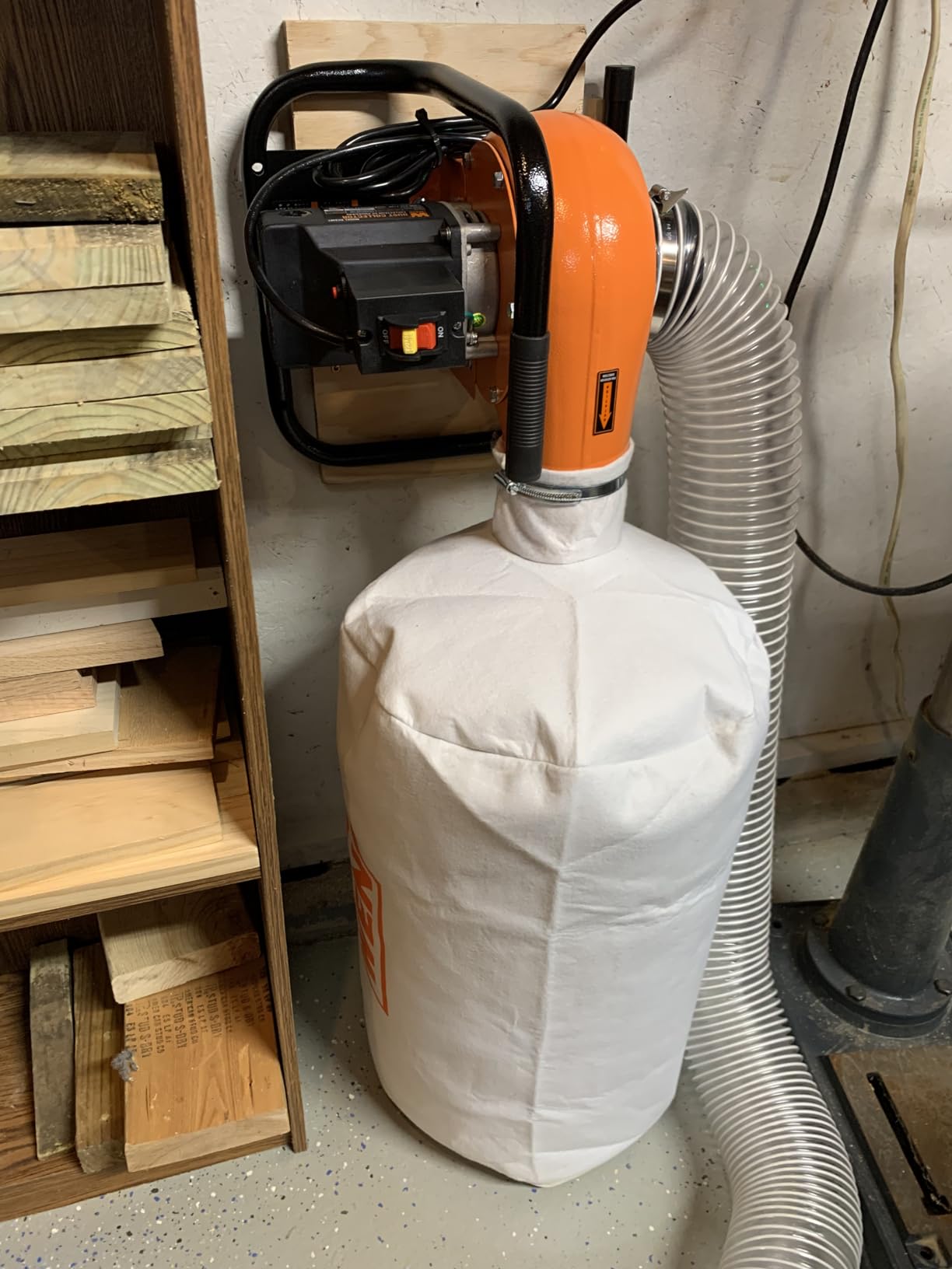 WEN Woodworking Dust Collector, 5.7-Amp Motor with 12-Gallon Bag, Mobile Base, and Optional Wall Mount (DC3401) customer photo 2