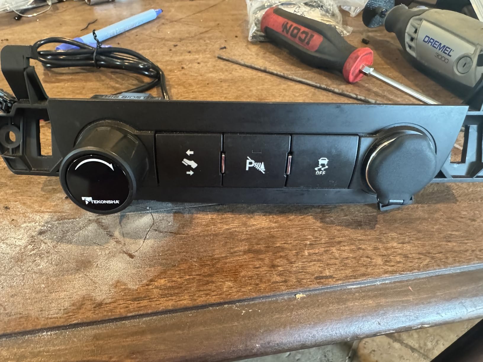 TEKONSHA 90920 Prodigy iD Smart Phone Configured Brake Controller for Trailers with 1-4 Axles, Compatible with Ford, GM, Chevy, Dodge, RAM, Toyota, Jeep (Please Verify Vehicle Compatibility customer photo 1