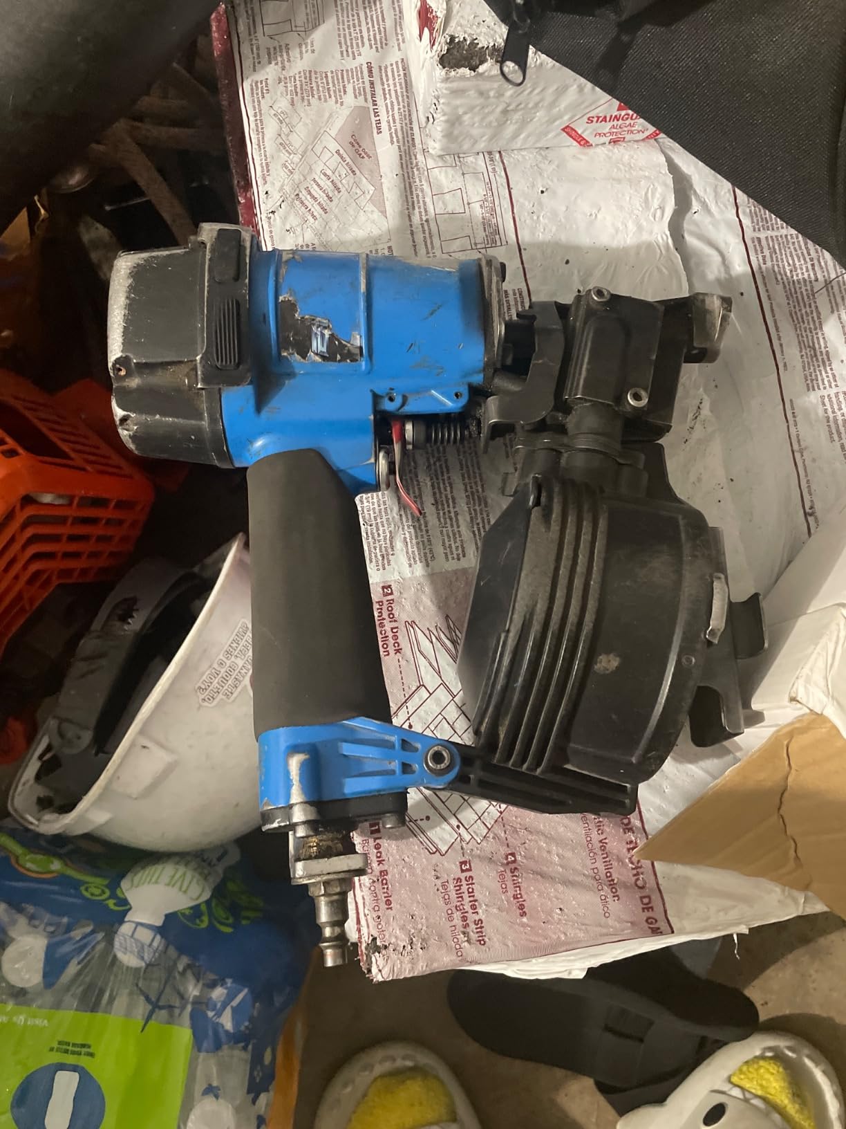 CN45N Roofing Nailer, 15 Degree Roofing Nail Gun, 3/4-Inch to 1-3/4-Inch Coil Nails, 120-pcs Load Capacity Coil Nailer in Blue customer photo 1
