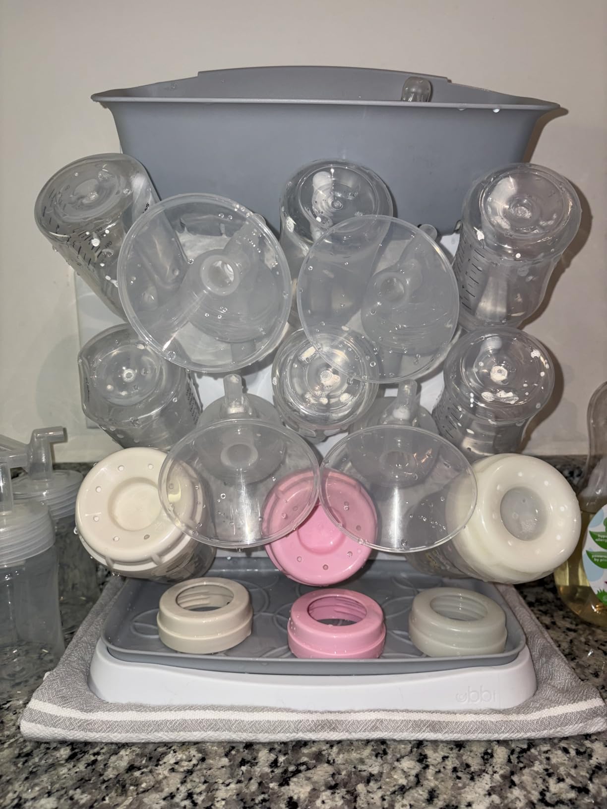Ubbi Vertical Baby Bottle Drying Rack, Space Saving Countertop Bottle Dryer customer photo 1