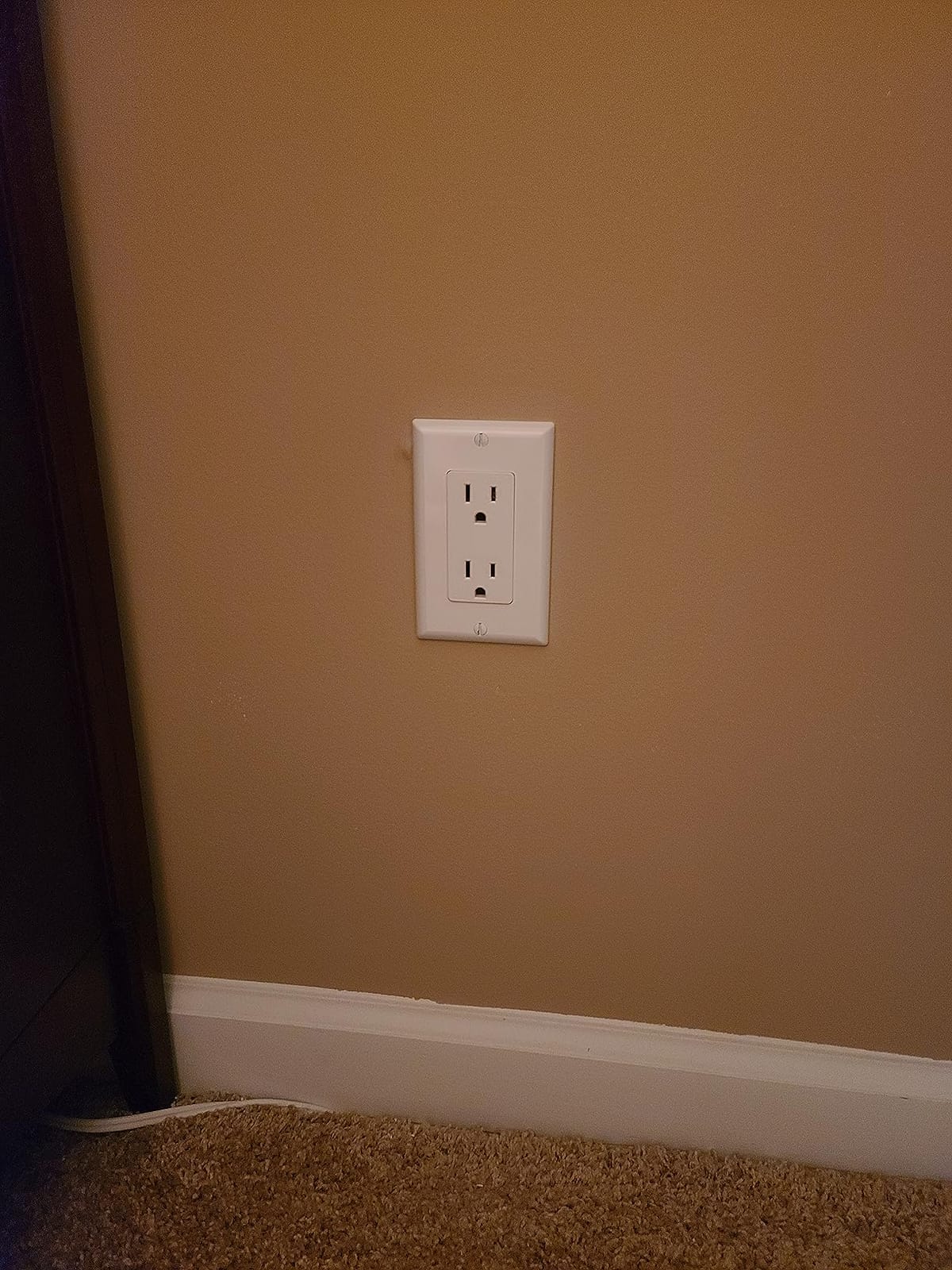 Elder Welder® Electrical Outlet Hidden Wall Safe, 100% Real Plate Included customer photo 1