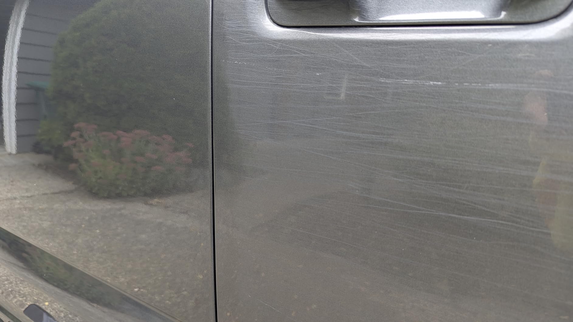 Griot’s Garage Ceramic All-In-One Wax for Car Waxing, Trucks, and RVs, Ideal for Defect Removal and Paint Protection, 16 Oz, 10895 customer photo 1