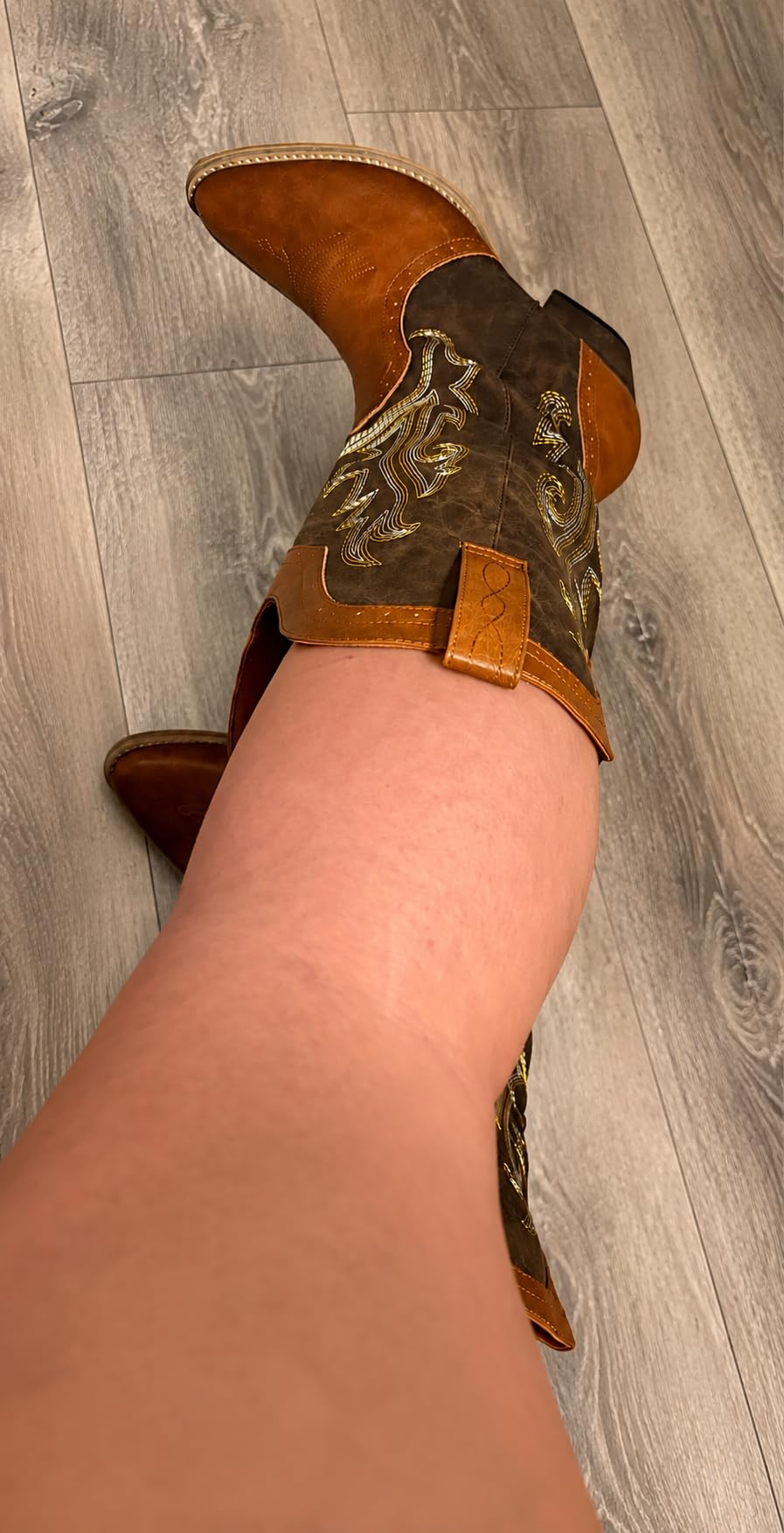 HISEA Rollda Cowboy Boots for Women, Cowgirl Boots, Comfortable Western Boots with Pointed Toe Stitched Embroidery for Country Concert Dancing Wedding Traveling Daily Outfits customer photo 1