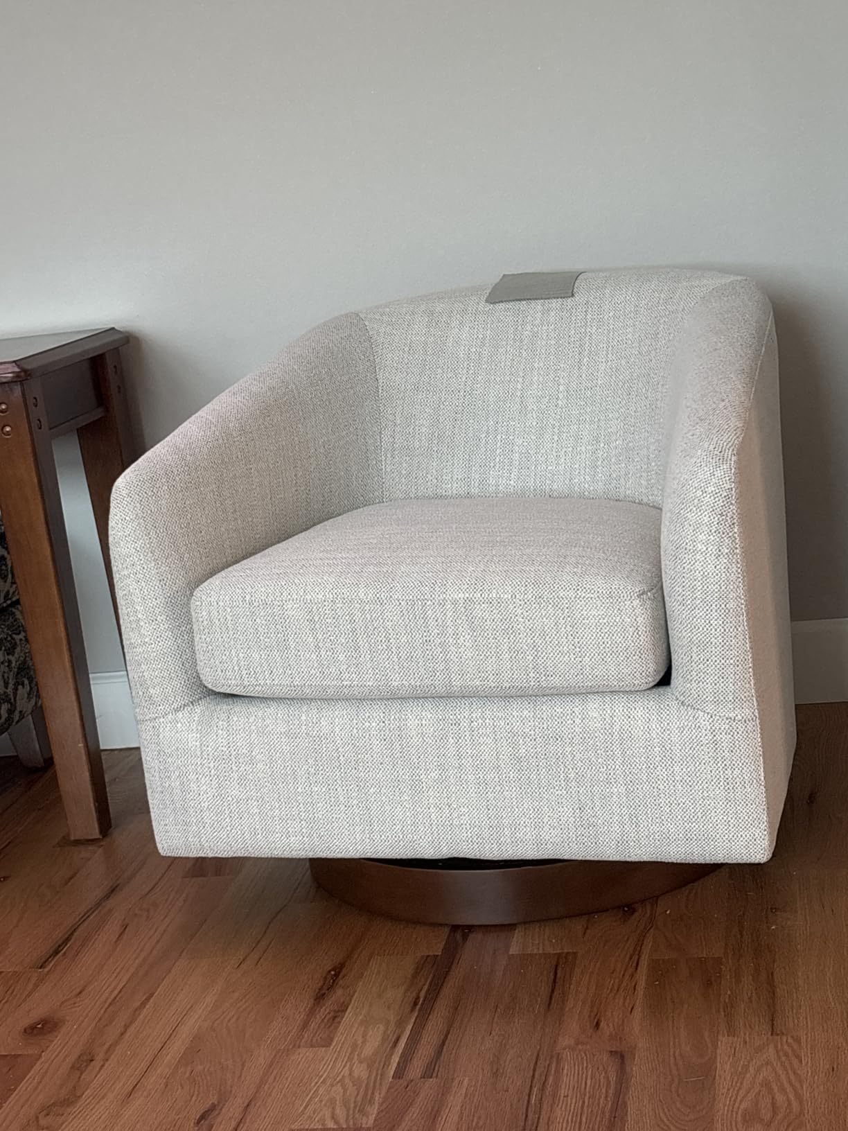 CHITA Swivel Accent Chair, FSC Wood Frame, Fully Assembled, Forest Green customer photo 1