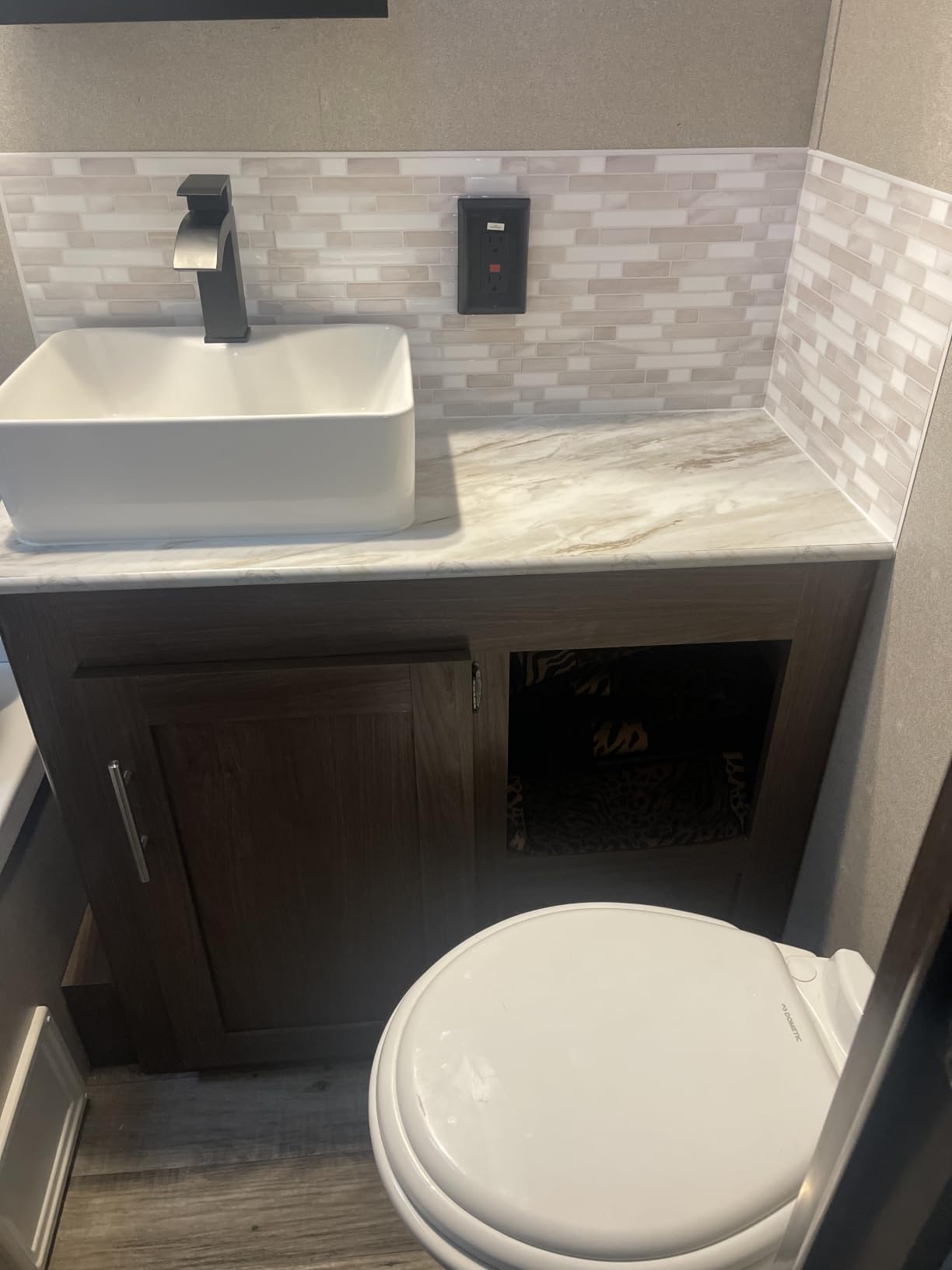 STICKGOO Peel and Stick Wall Tile Self-Adhesive Backsplash Thicker Design customer photo 2
