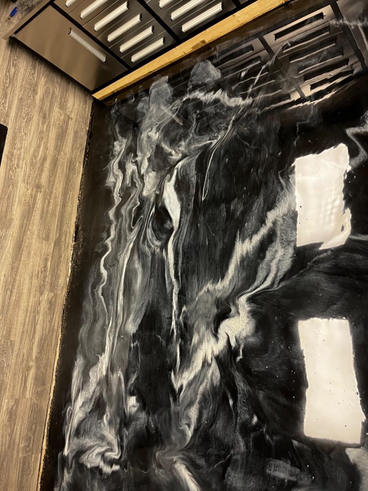BP Resins: Single Shot |100% Solids Epoxy Resin Kit (3 Gallons) Solvent-Less, Two Component Gloss Coat Finish- Low VOC! Industrial Use, Garages, Floors & More! (Black) + Free Mixer! customer photo 2