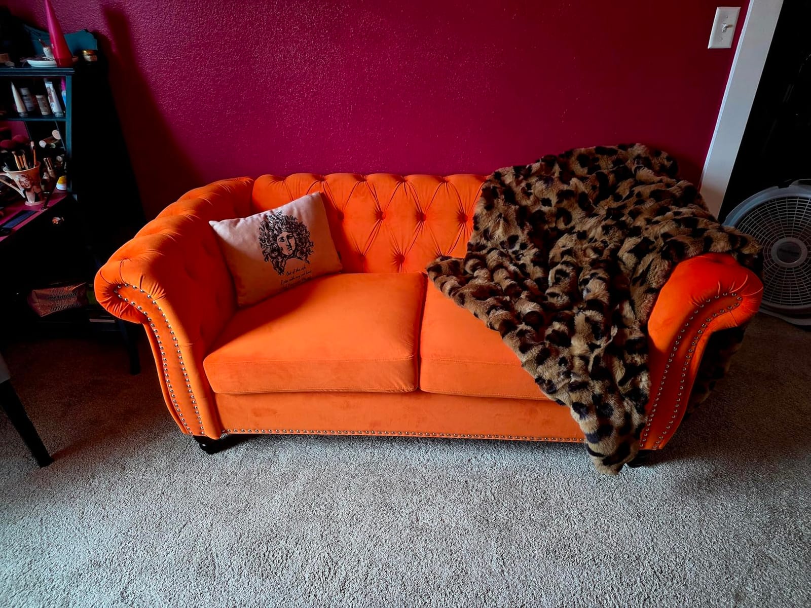 LEVNARY Velvet Chesterfield Sofa, Classic Tufted Upholstered Couch, Modern 3 Seater Couch Long Settee Furniture with Tufted Back for Living Room Office (Beige) customer photo 2