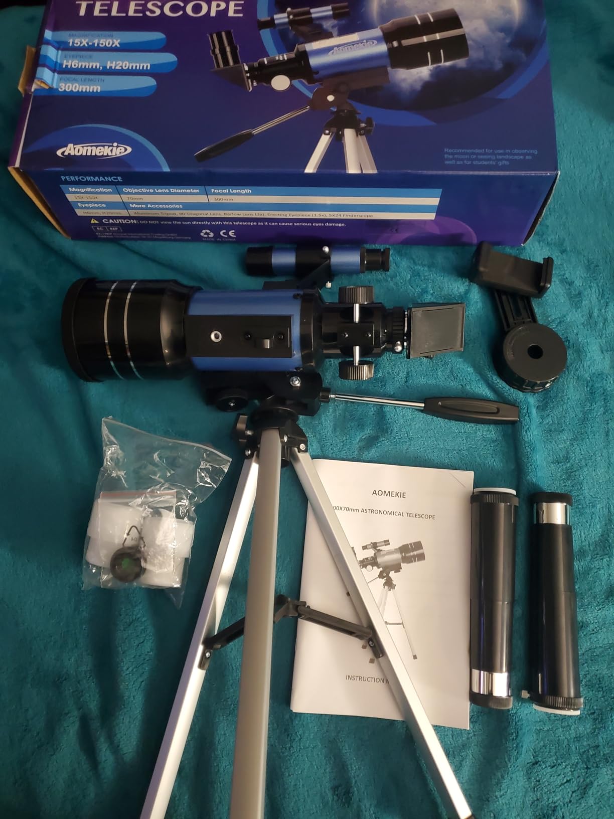AOMEKIE 40040 Kids Astronomical Telescope for Beginners, 32X Refractor Telescope with Tabletop Tripod, Simple Assembly, for Moon Watching, Children Birthday customer photo 1