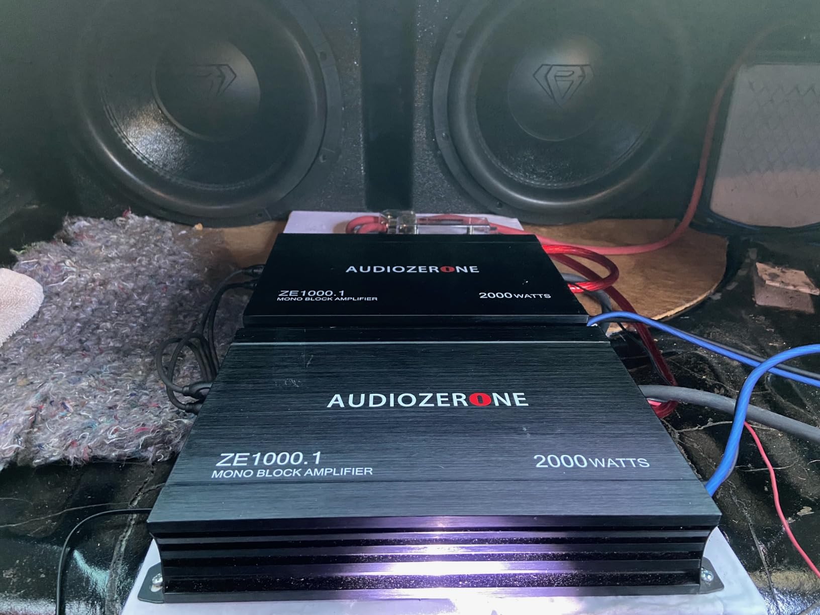 AUDIOZERONE Car Audio Amplifier ZE1000.1 2000W Monoblock Class D MOSFET Subwoofer Audio, 1-4 Ohm Stable, Low Pass Crossover, Mosfet Power Supply, Stereo customer photo 1