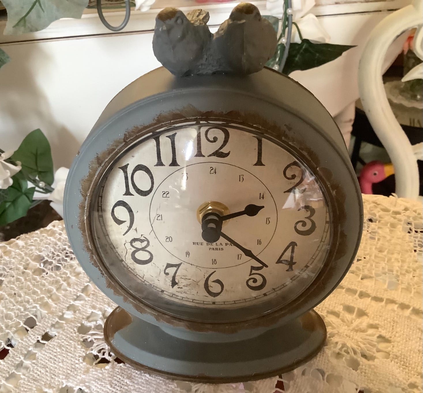 Creative Co-Op Vintage Pewter Mantel Clock with Birds, Distressed Brown customer photo 2