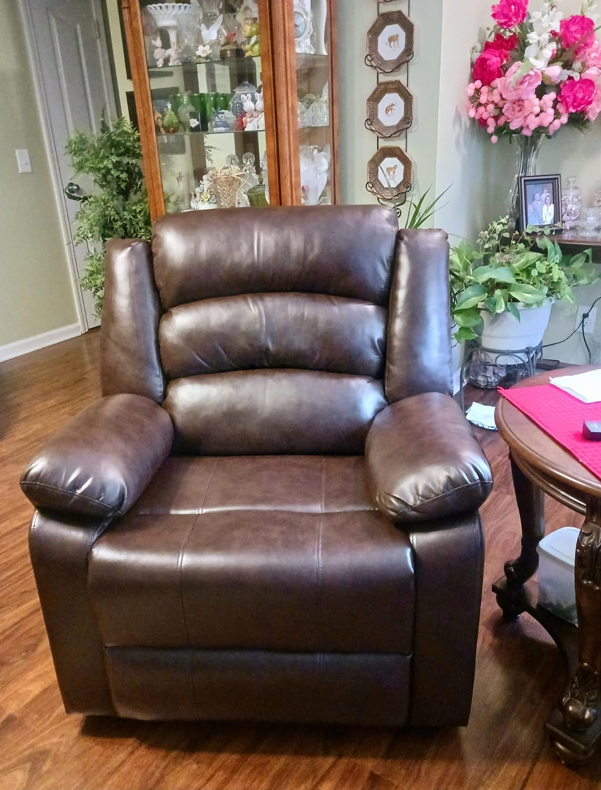 ANJ Manual Recliner Chair, Breathable Faux Leather Reclining Chairs with Overstuffed Arm and Back, Living Room Single Sofa Recliners (Dark Brown) customer photo 1
