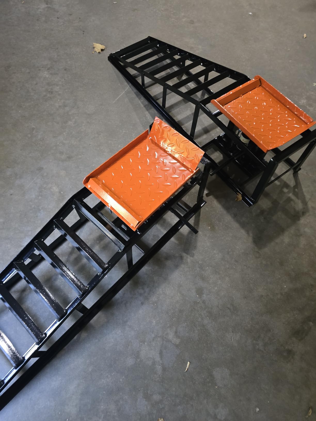 2PCS 5T 11060lbs Hydraulic Car Ramps, Heavy Duty Hydraulic Vehicle Ramps Lift Ramp, Portable Car Ramps for Oil Changes, Car Lifts for Home Garage, Vehicle Auto Garage Repair customer photo 1