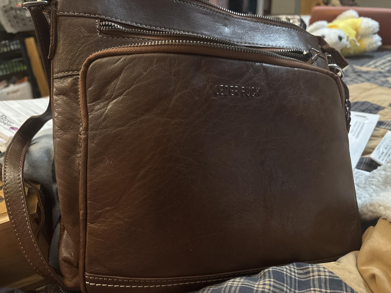 LEDERBUCK Olga Women's Extra-Large Genuine Leather Crossbody Purse – Soft Triple-Zip Shoulder Bag customer photo 2