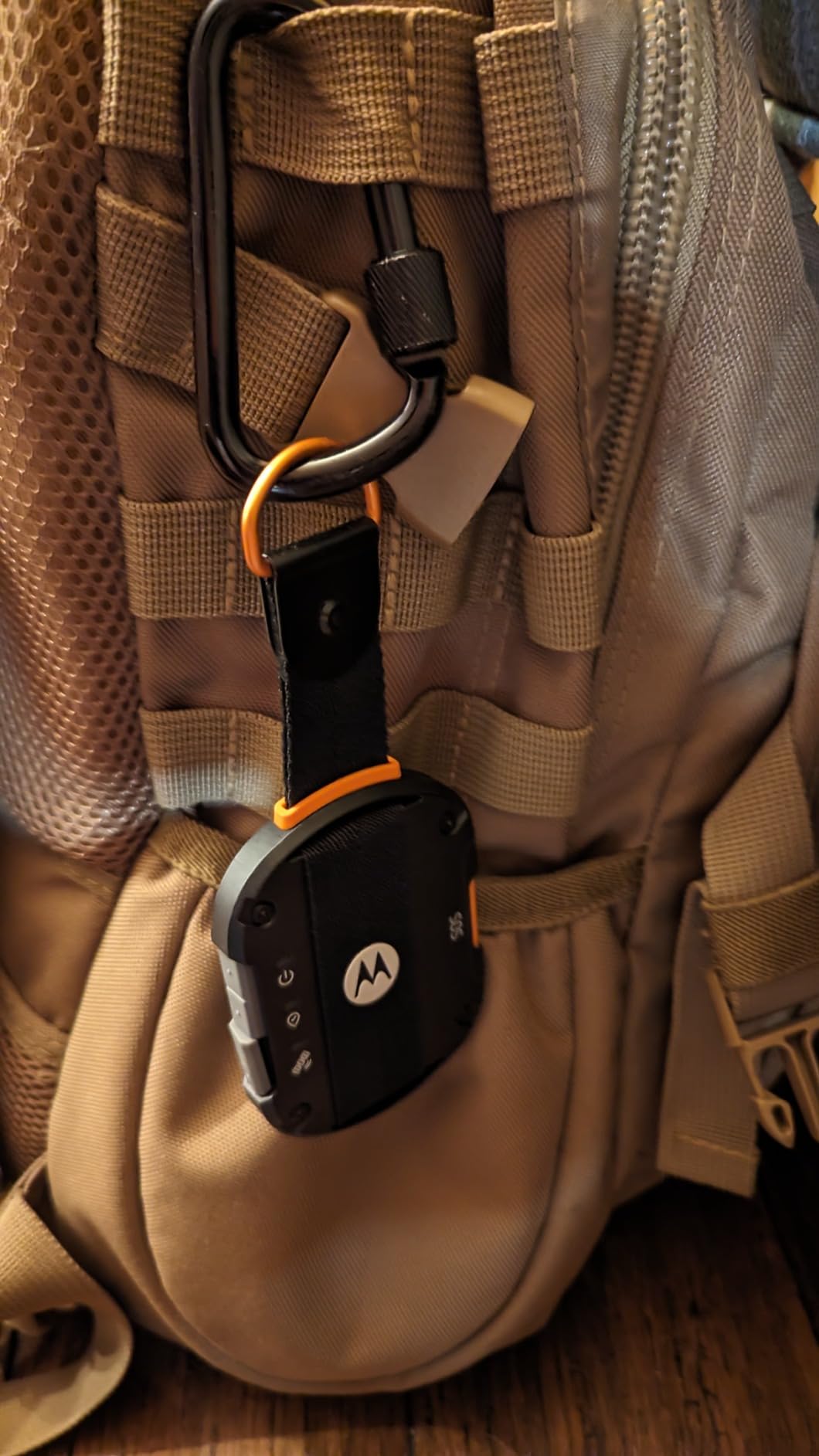 Motorola Defy Satellite Link - Rugged Handheld GPS Communicator, Two-Way Global SMS Text Messenger, Emergency SOS Alerting - Android iOS Compatible customer photo 2