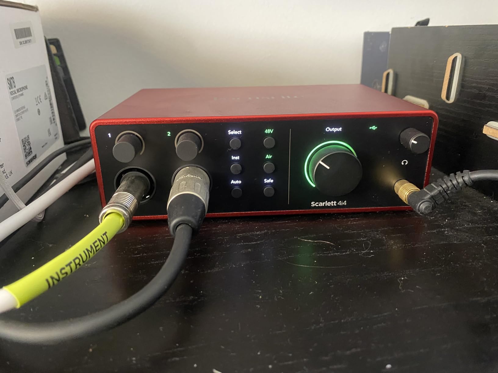 Focusrite Scarlett 4i4 4th Gen USB-C Audio Interface customer photo 2