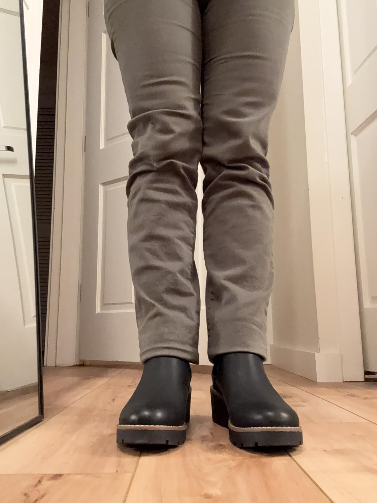 Athlefit Women's Platform Wedge Chelsea Ankle Boots customer photo 1