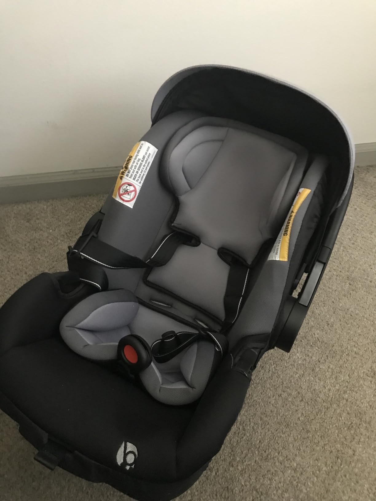 Baby Trend Secure-Lift Infant Car Seat, Dash Black – Compact Lightweight Carrier, Infant Comfort Cushioning, Adjustable Harness Fit customer photo 1