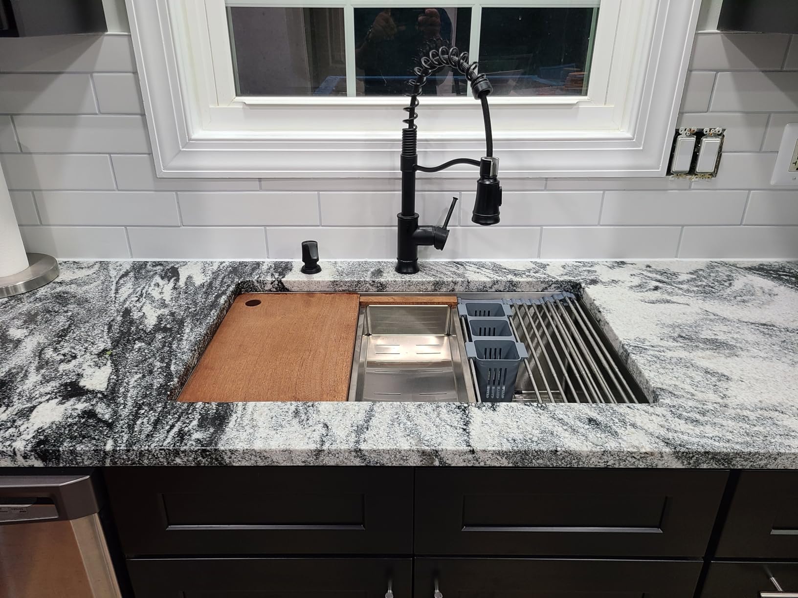 SANYCASA 30 Inch Undermount Kitchen Sink Superior Drain Kitchen Sinks 11 Gauge (3mm) Stainless Steel, Single Bowl Integrated Ledge Multifunctional Workstation Set - customer photo 1