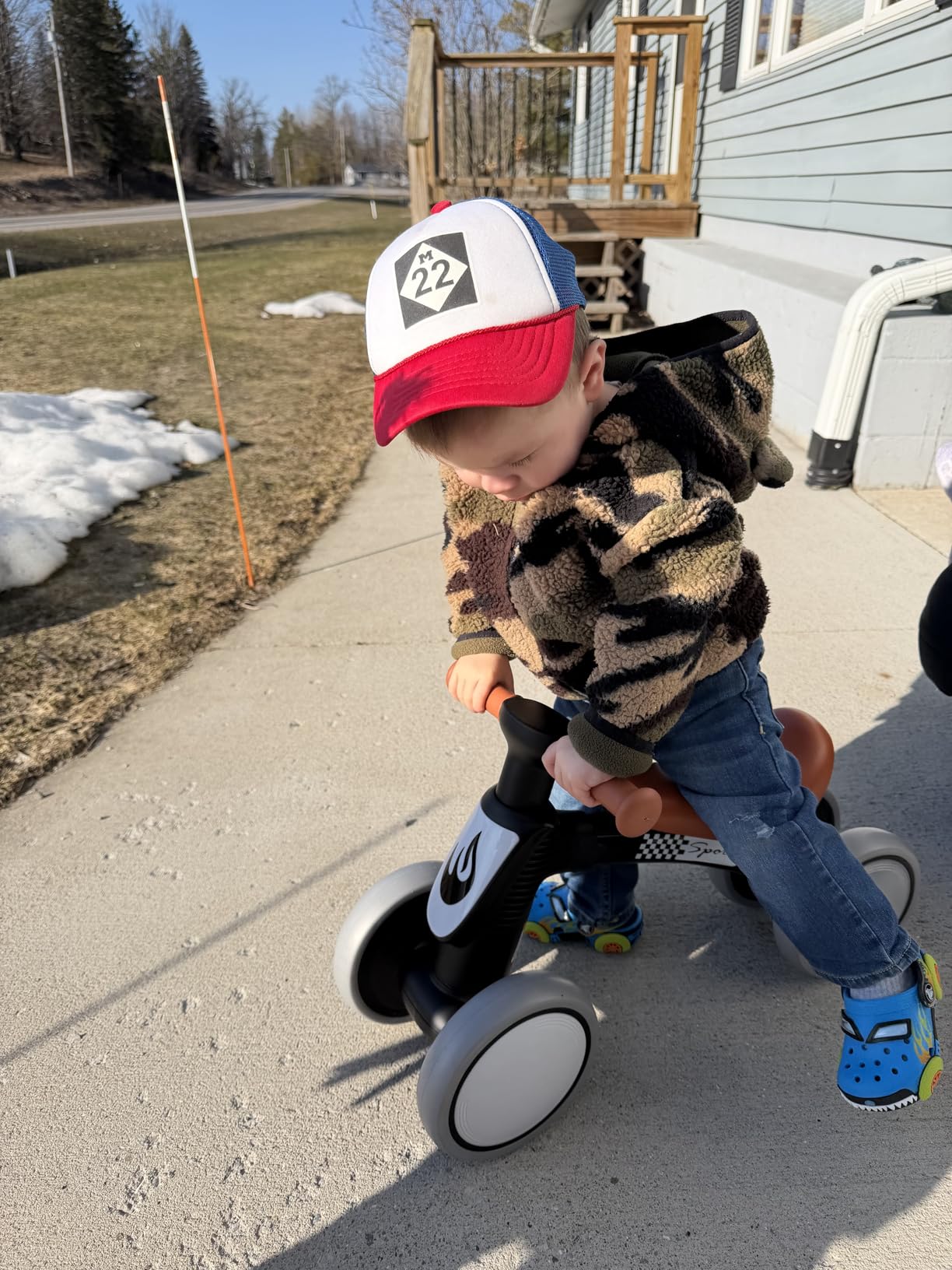 WETIFY Colorful Lighting Baby Balance Bike Toys for 1 Year Old Boy Gifts, 10-36 Month Toddler Balance Bike, No Pedal 4 Silence Wheels & Soft Seat First Bike, One Year Old Boy Birthday Gift. customer photo 1