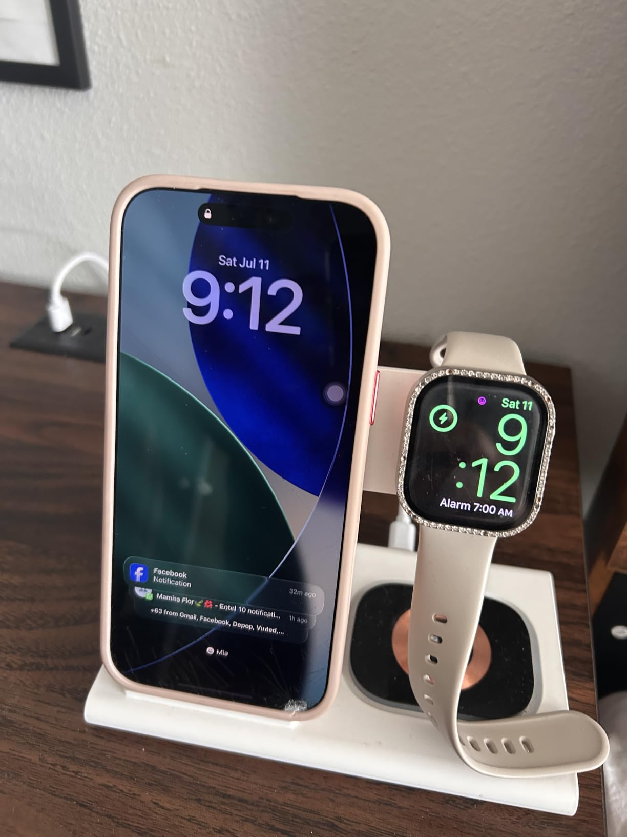 3 in 1 Foldable Wireless Fast Charging Station for Apple Multiple Devices customer photo 2