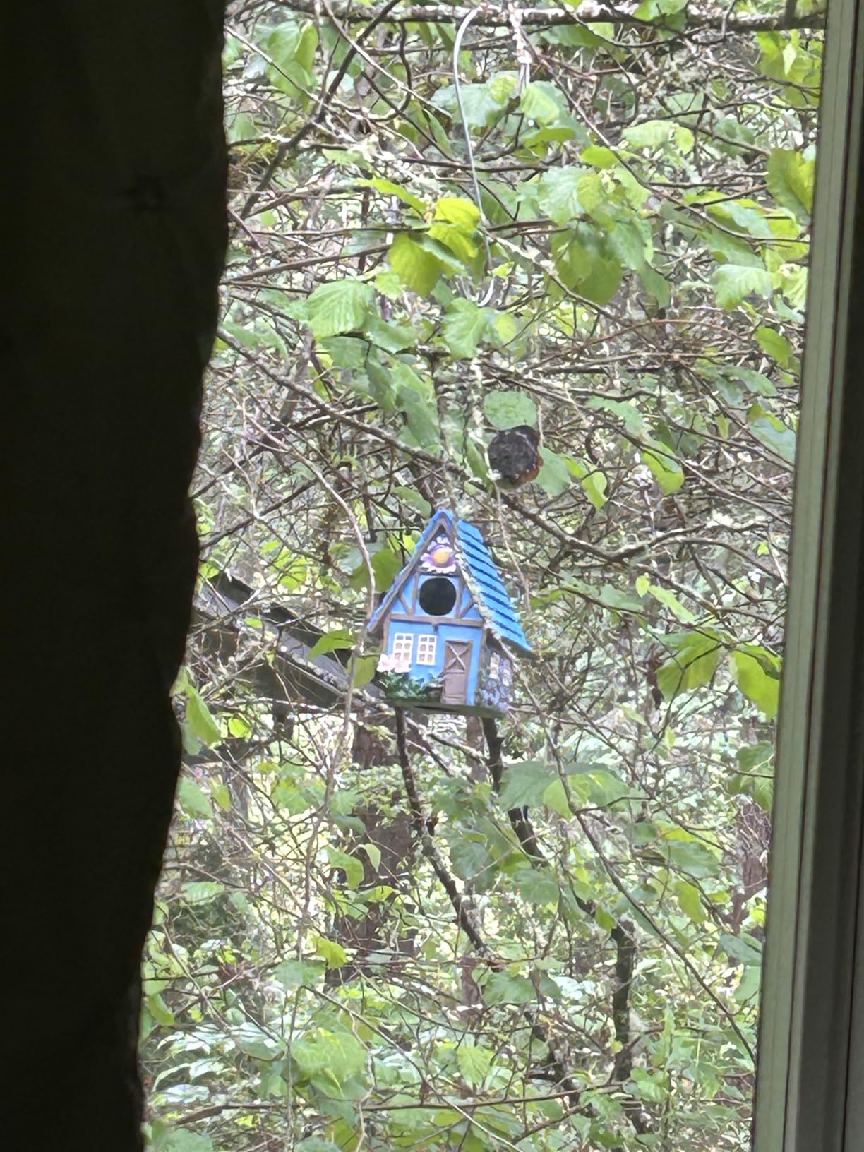 Masterpiece Bluebird House for Outside Clearance,Hanging Bird House for Outdoor, Stone Villa, River Pebbles Birdhouse for Outside, Garden Statue Solid Wood Longtime Lasting, Post Pole Mountable customer photo 2