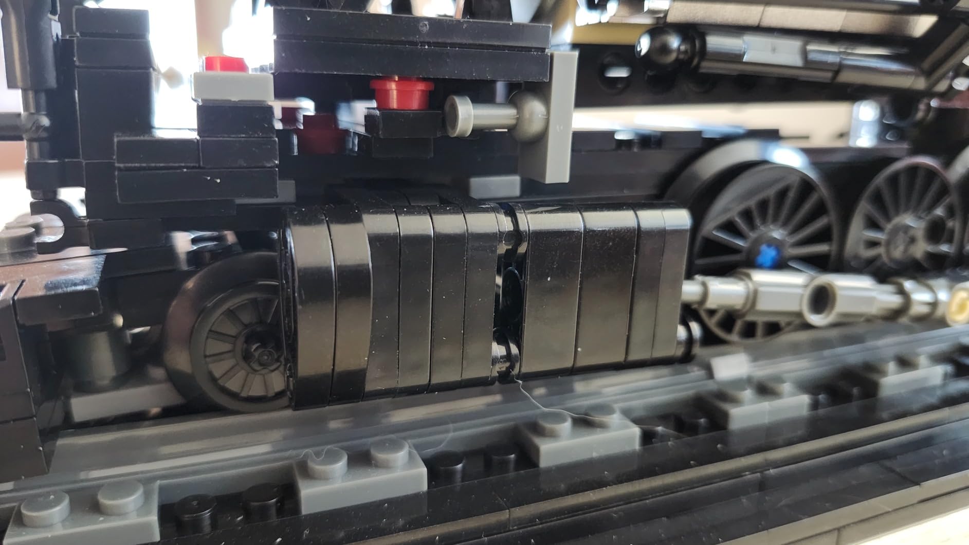 Nifeliz Big Boy Steam Locomotive Building Set, Trains Series customer photo 1