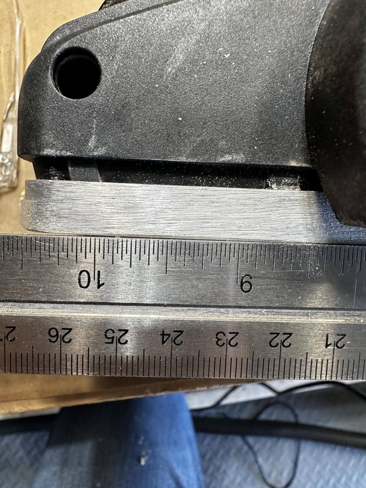 VEVOR Electric Hand Planer, 3-1/4-Inch Cut Width, 16500 RPM High-Speed Powerful Electric Handheld Planers for Woodworking, Wood Chamfer DIY, Smooth Finish Carpentry Tool, FCC-SDoC(710W) customer photo 2