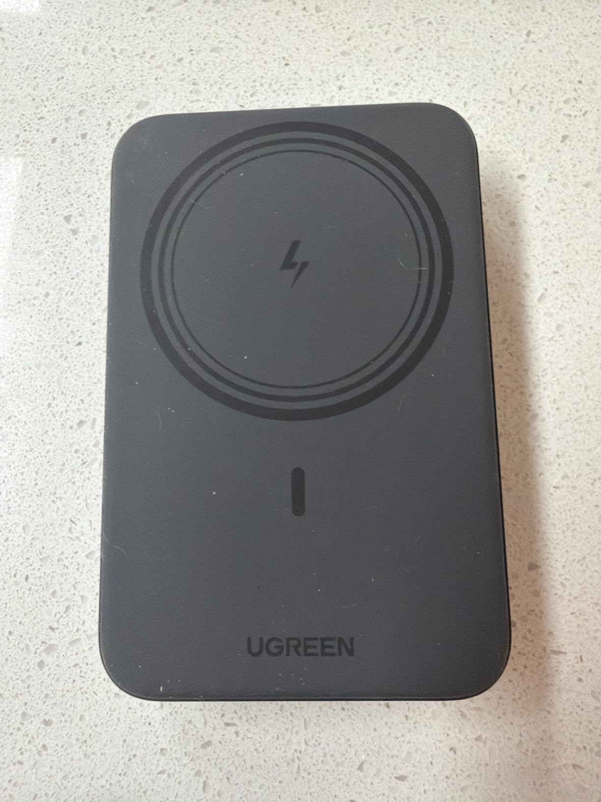 UGREEN 10000mAh Magnetic Power Bank PD 20W USB-C for iPhone 16 Pro Max customer photo 1