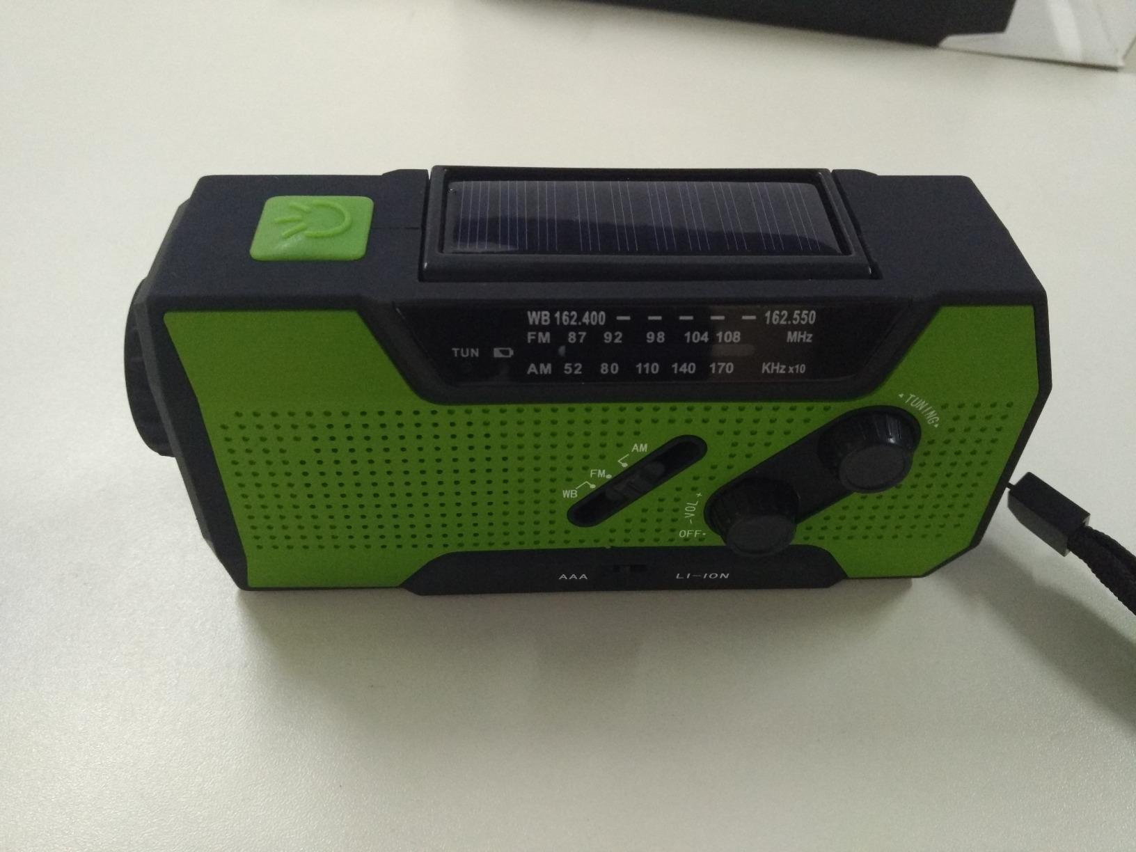 RunningSnail Hand Crank Emergency Radio with 3 Built-in Cable for Hurricane customer photo 2