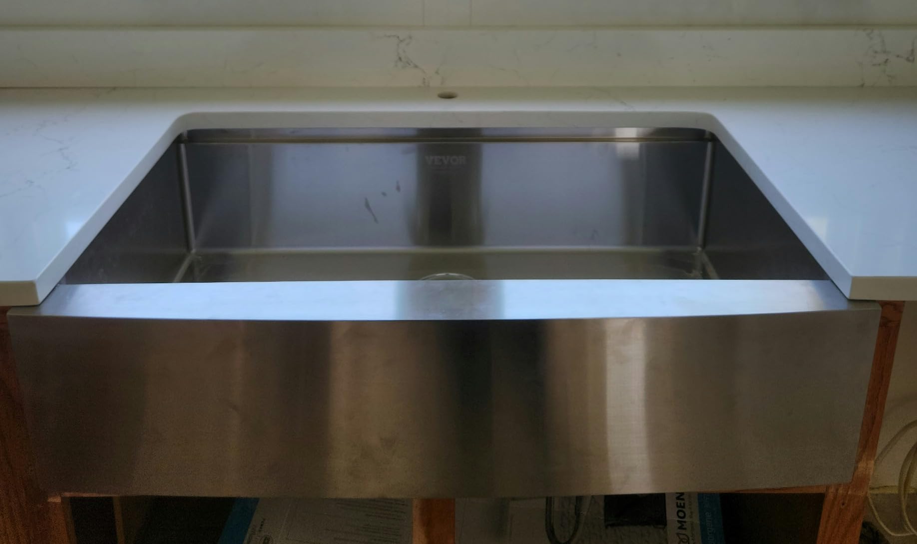 VEVOR 33 inch Farmhouse Kitchen Sink, 304 Stainless Steel Sink, Top Mount Single Bowl Kitchen Sinks with Ledge & Accessories, Household Dishwasher Sinks for Farm, Prep Kitchen, Garage and Bar Sink | For Farm, Prep Kitchen, Garage, Bar, Single Bowl, Front Apron Design, Household Dishwasher Sinks with Ledge & Accessories customer photo 2