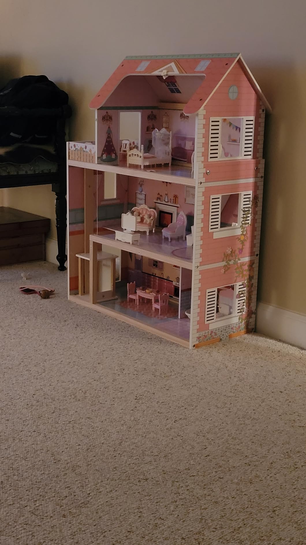 ROBUD Wooden Dollhouse, Doll House Playset | 24-pcs Exquisite Accessories, Working Elevator, Sturdy, Durable & Smooth-Finished, Gift for Ages 3+ customer photo 2