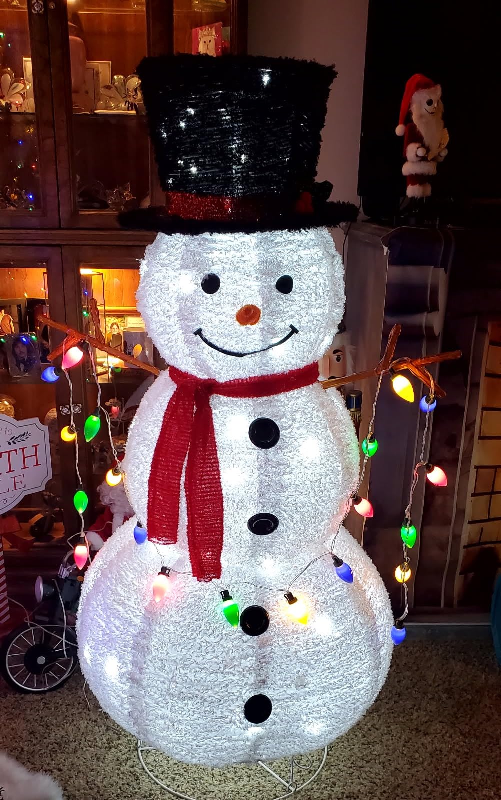 VINGLI 4FT Auto-Waving Outdoor Snowman Christmas Decorations, Lighted Pop Up Snowman w/120 LED Lights, Moving Hat, Red Scarf, Ground Stakes for Indoor, Yard, Outside Xmas Decor customer photo 1