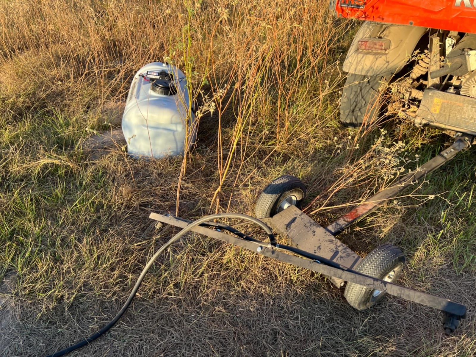 15 Gallon Pull-Behind Trailer Broadcast Sprayer - 1.1GPM, 7' Swath customer photo 1
