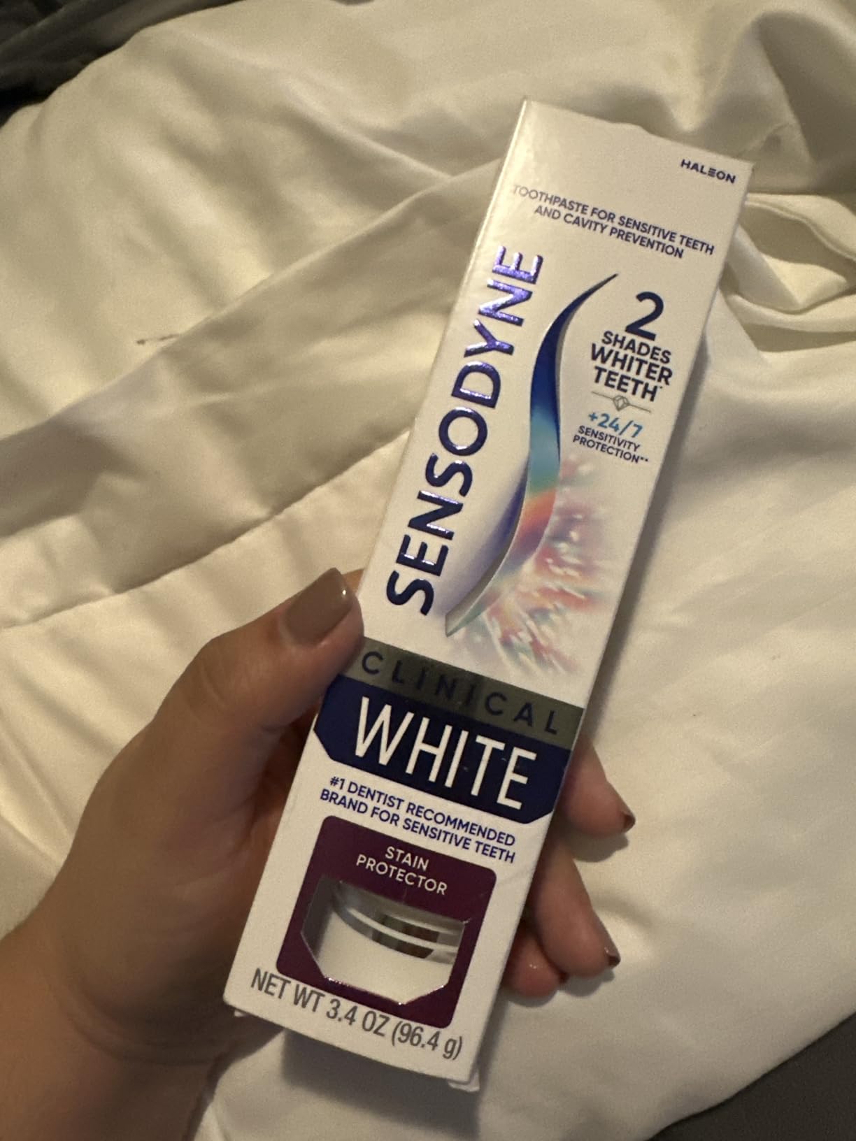 Sensodyne Clinical White Stain Protector Toothpaste, 3.4 oz customer photo 2