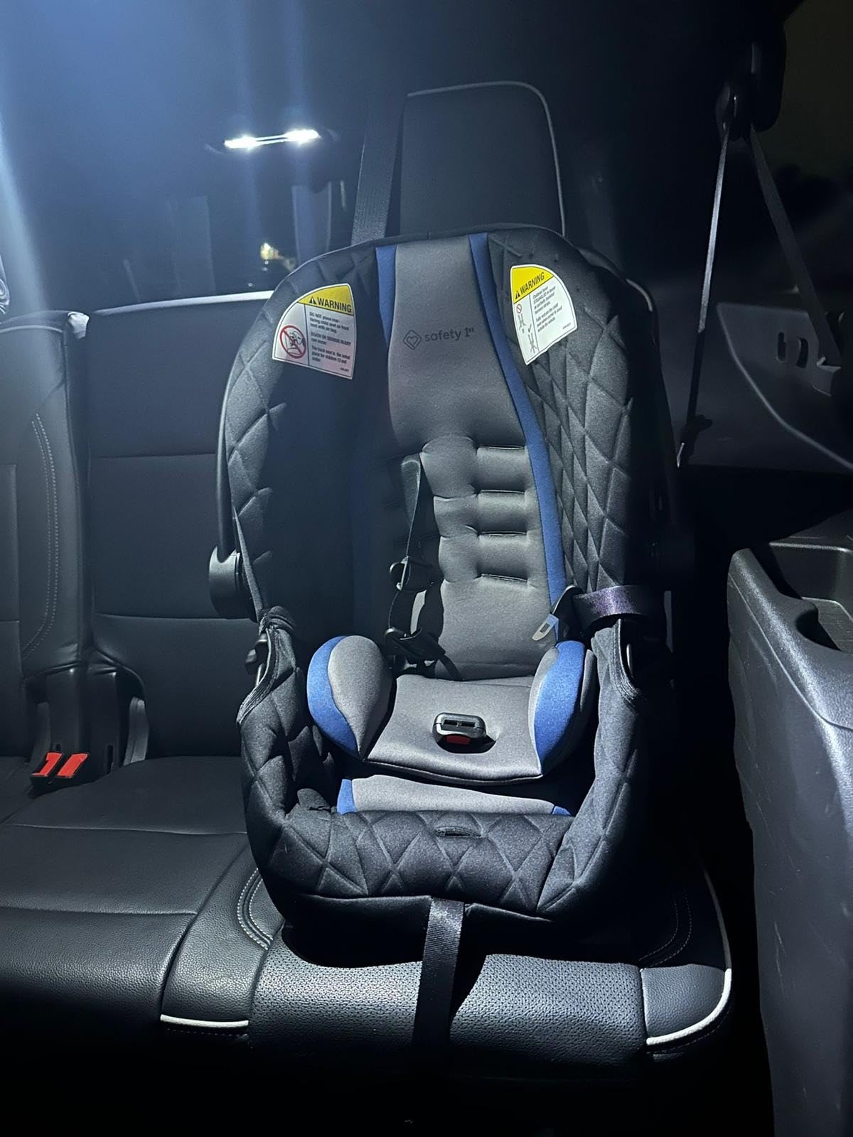 Safety 1st onBoard™ Insta-Latch™ DLX Infant Car Seat with Base, Baby Car Seat for 4-30 lbs., Rear Facing Car Seat, Beach Rose customer photo 2