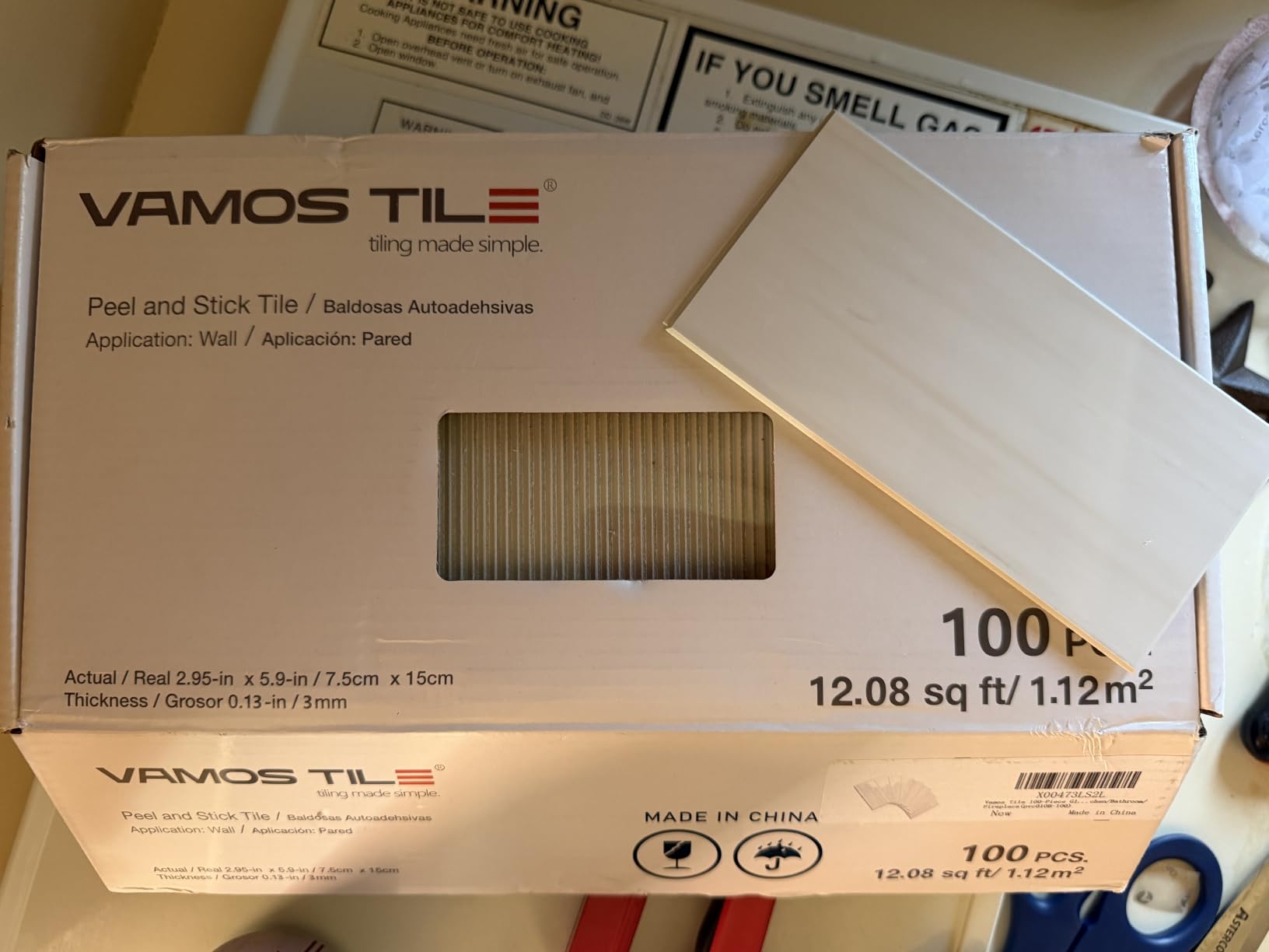 Vamos Tile 100-Piece Glossy Pure White Peel and Stick Backsplash Tile,3''x6'' PVC Subway Tile with Dark Gray Grout,Stick on Backsplash for Kitchen/Bathroom/Fireplace customer photo 2