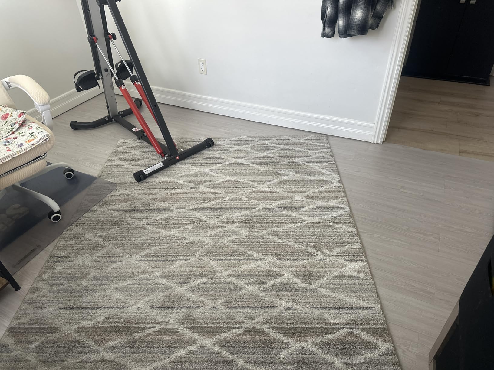INMOZATA 36 Pack Peel and Stick Floor Tile Waterproof Vinyl Plank Flooring customer photo 2