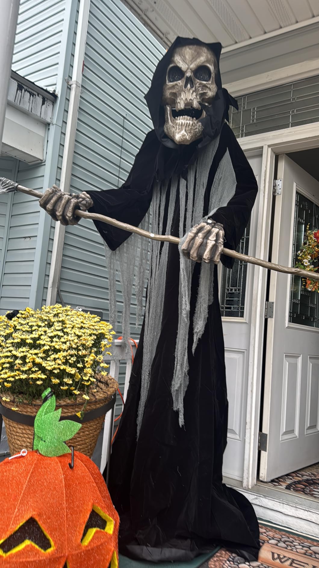 Haunted Hill Farm 10-Ft Motion-Activated Towering Reaper Animatronic customer photo 1