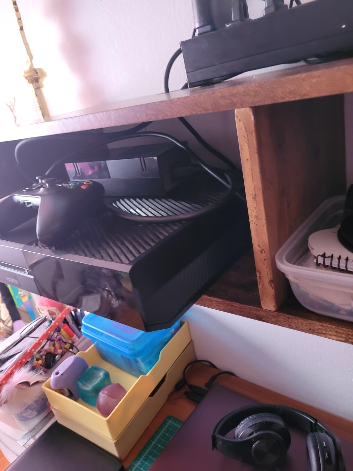 4 EVER WINNER Floating TV Stand with Storage, 55