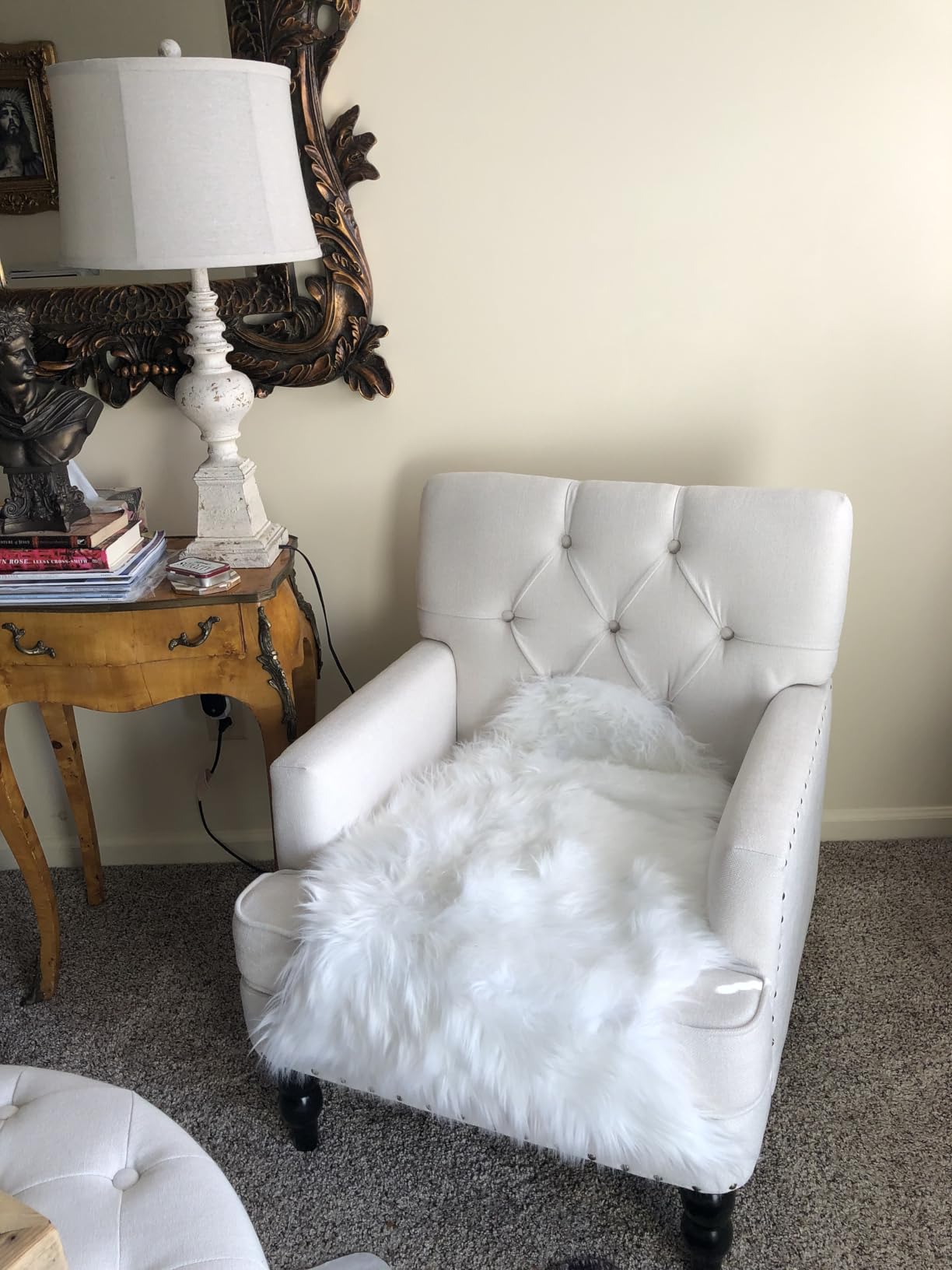 HUIMO Accent Chair, Tufted Upholstered Club Chair, Brown customer photo 2