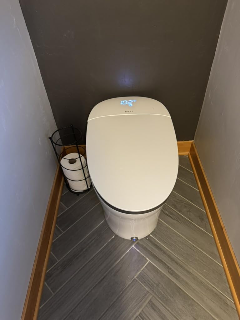 EPLO Smart Toilet Built in Tank Auto Open Bidet with Foam Shield - iX7 PRO customer photo 2