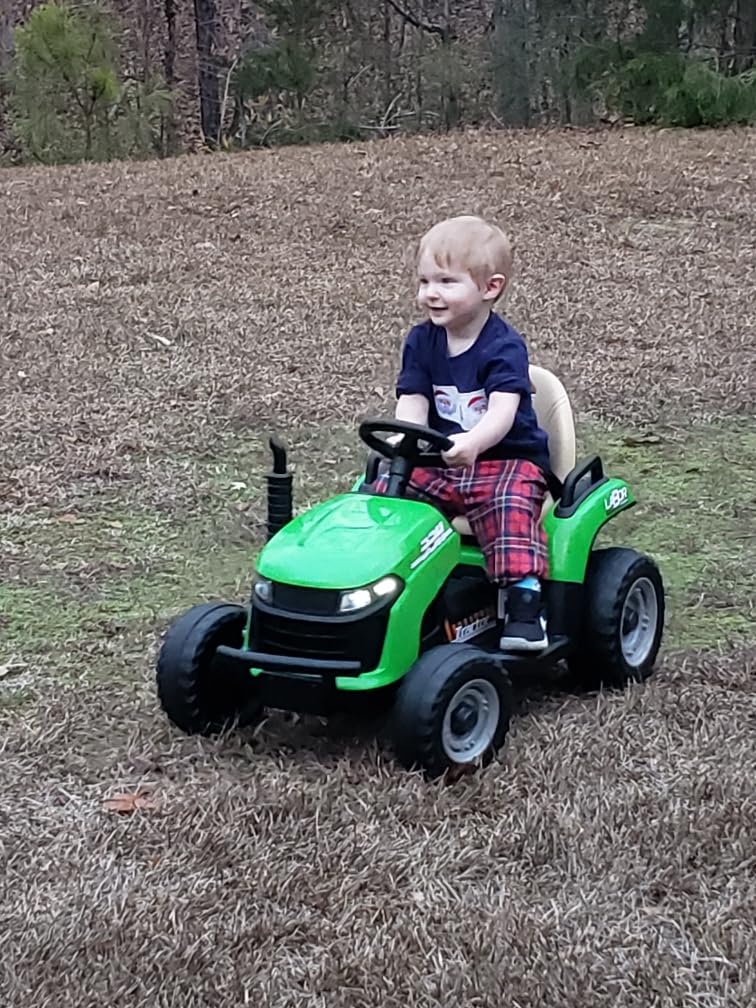 ARBELI 24V Ride On Tractor w/2.4G Remote Control, Tiltable Trailer, Green customer photo 1