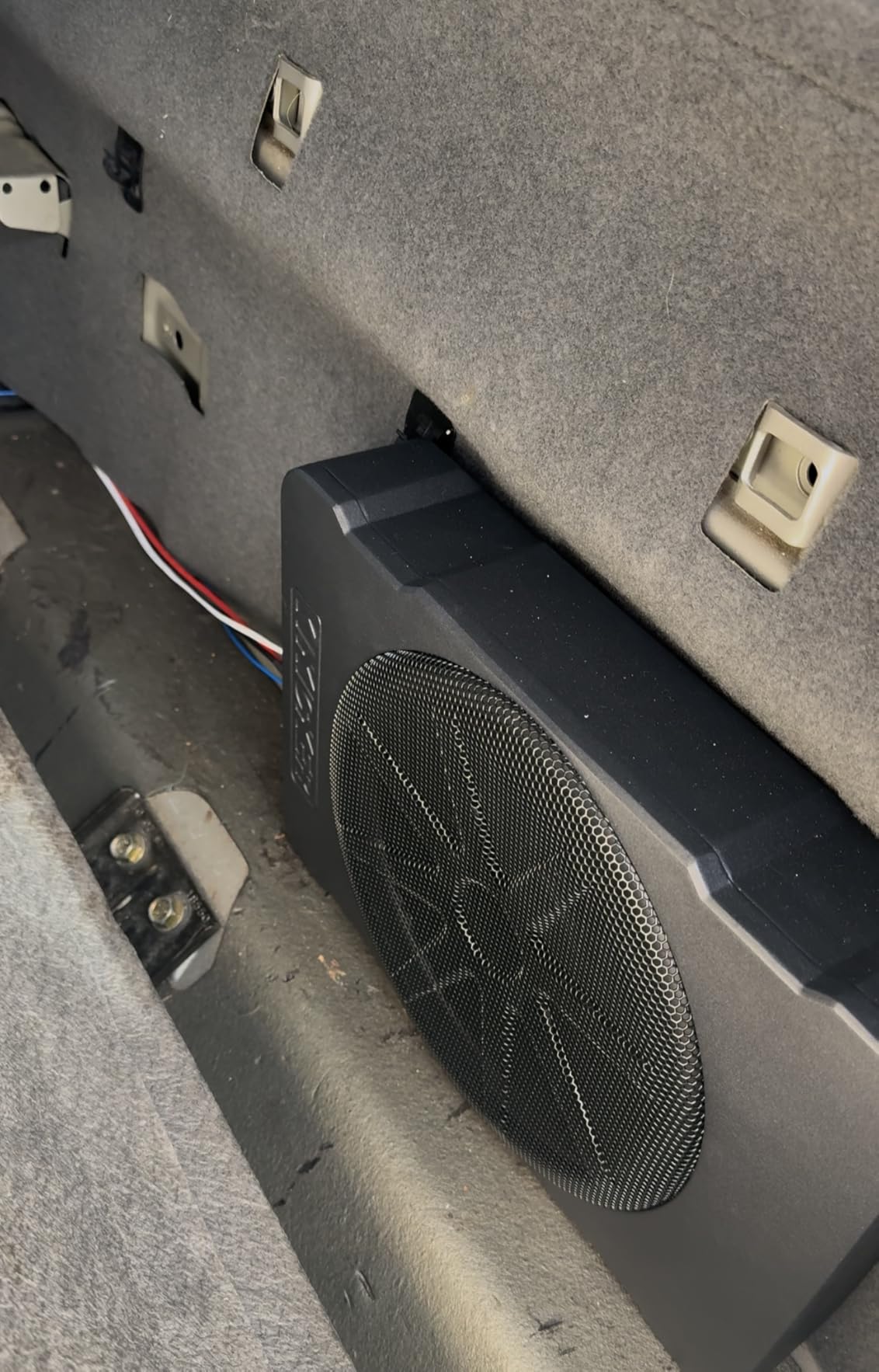 KICKER 51HS10 Hideaway Compact Powered Subwoofer, 10-Inch customer photo 1