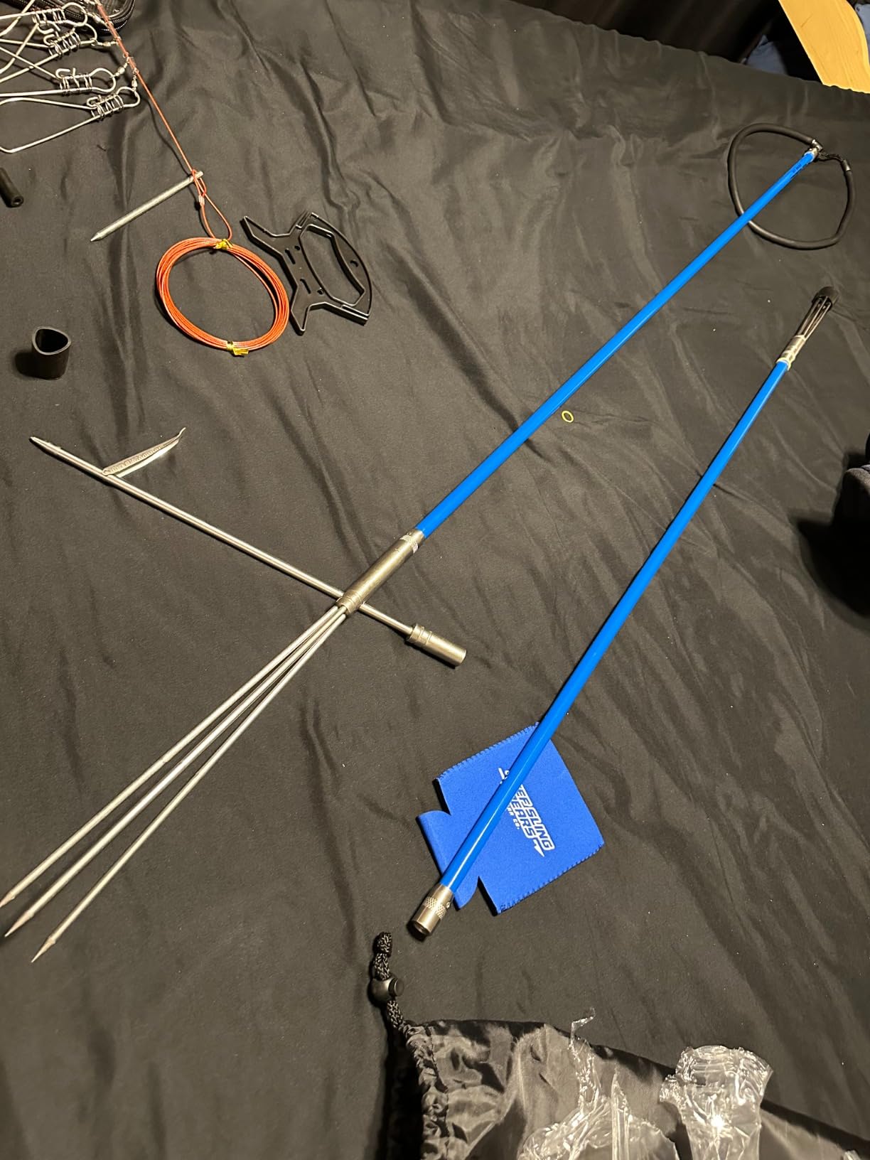Hawaiian Sling Fishing Spear Set - Travel Fiberglass Pole Spear Harpoon for Spearfishing with 3 Prong Paralyzer Tips 5' - Fishing line Holder and Travel Bag Included for Spear Fishing Equipment customer photo 1