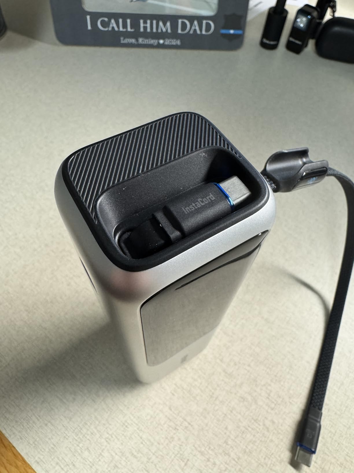 Anker Laptop Power Bank, 25,000mAh Travel Essential with 165W Total Output | 3 USB-C Ports with 100W Max Each, Built-In Retractable Cables, Flight-Ready, for iPhone 17 Series ,MacBook, and More customer photo 2