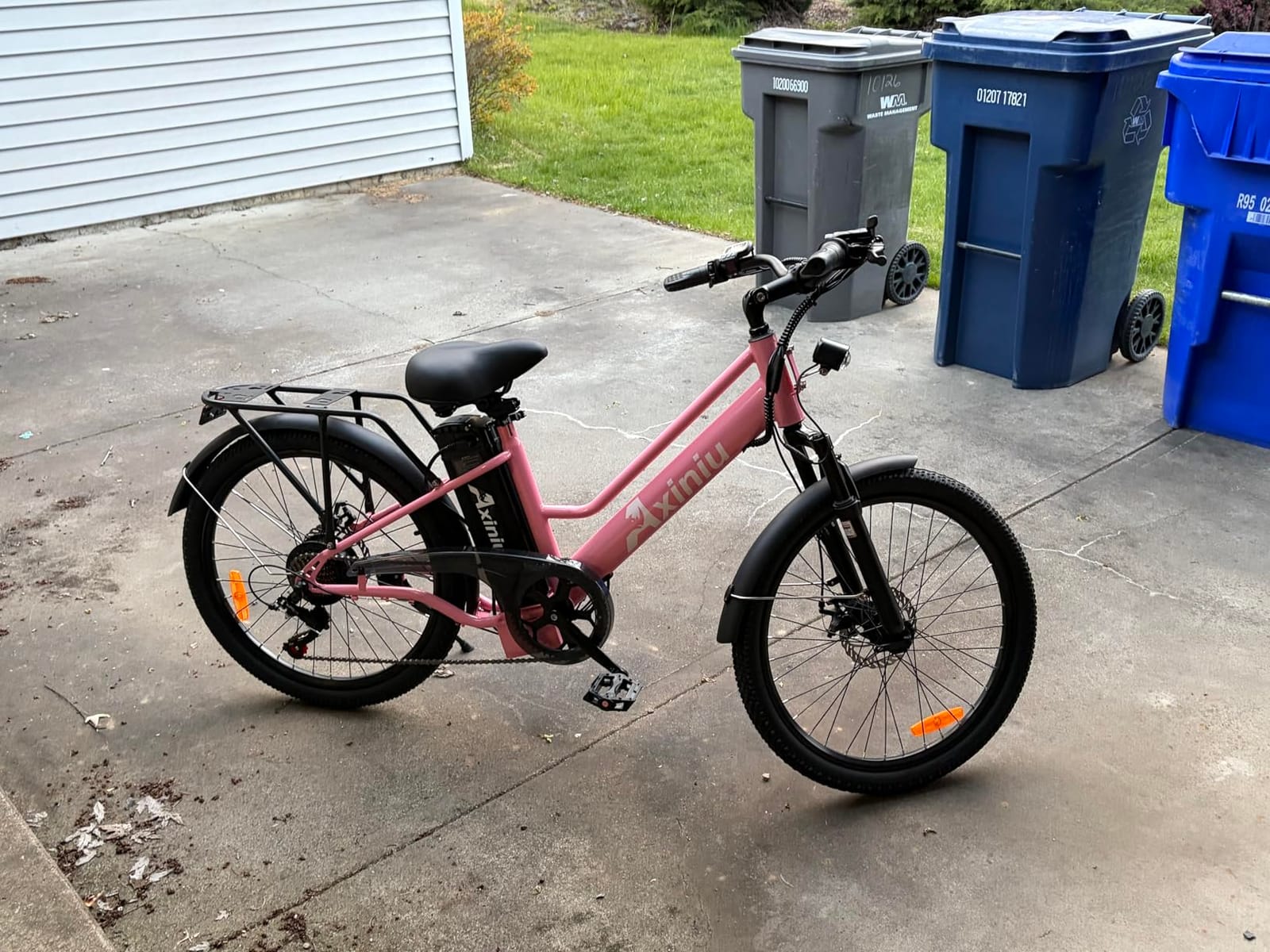 24 Inch Electric Bike for Adults, Step Through Ebike for Women, Peak 1000W Motor 22MPH, 48V 20AH Removable Battery Up to 70 Miles, 7 Speed Dual Shock Absorber, City Cruiser Commuter Bicycle customer photo 2