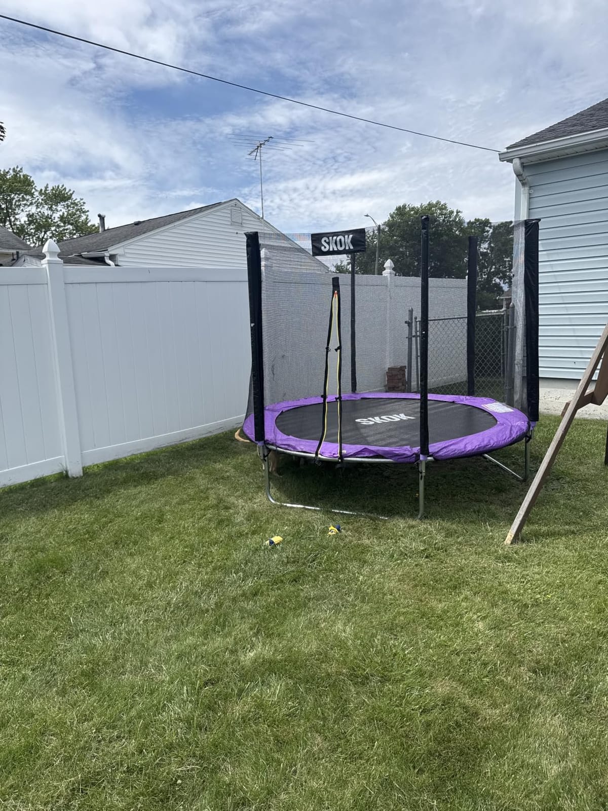 SKOK Trampoline for Kids,400LBS Outdoor Trampoline with Net-ASTM Approved Trampoline for Children and Adults customer photo 1
