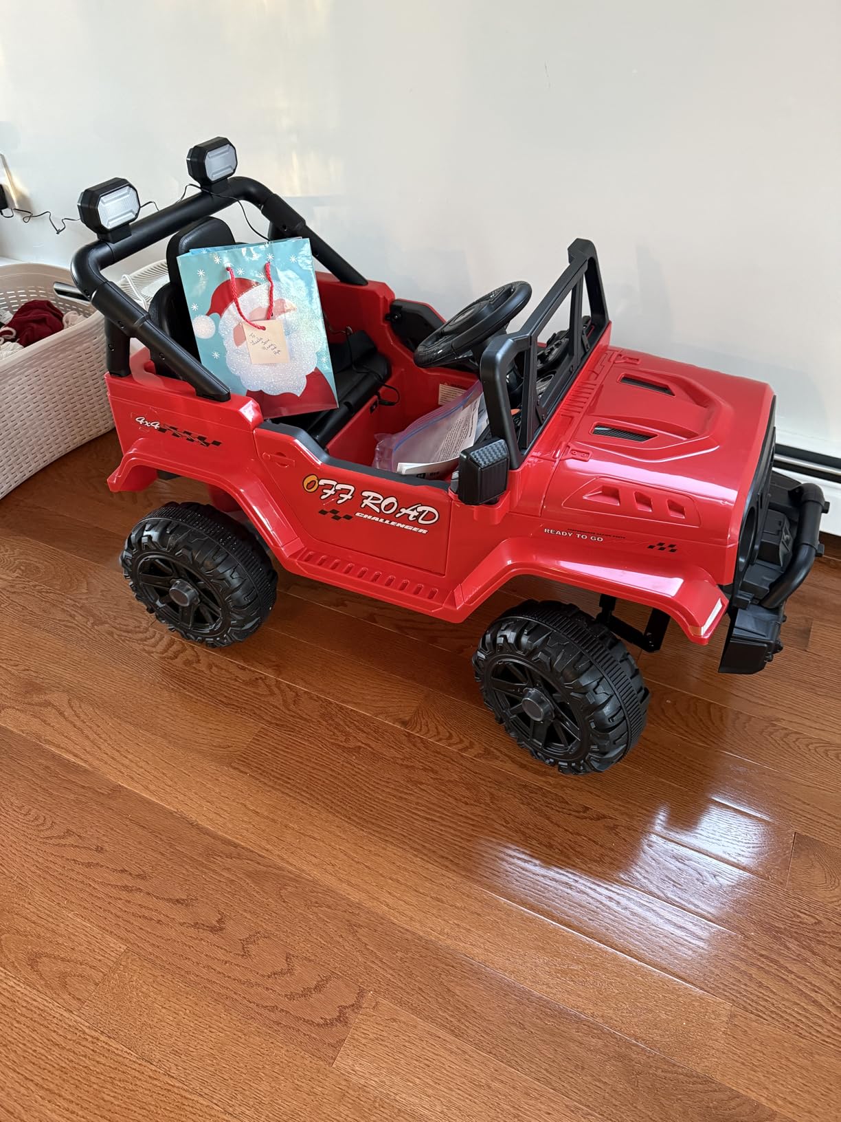 ARBELI 12V Electric Ride On Car, Toddler First Car, Blue customer photo 1