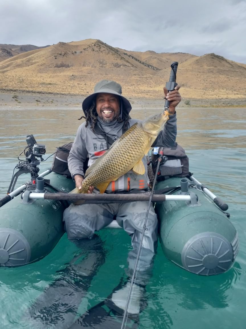 INTEX Big Catch Pro Inflatable Fishing Float Tube Set with Oars customer photo 1