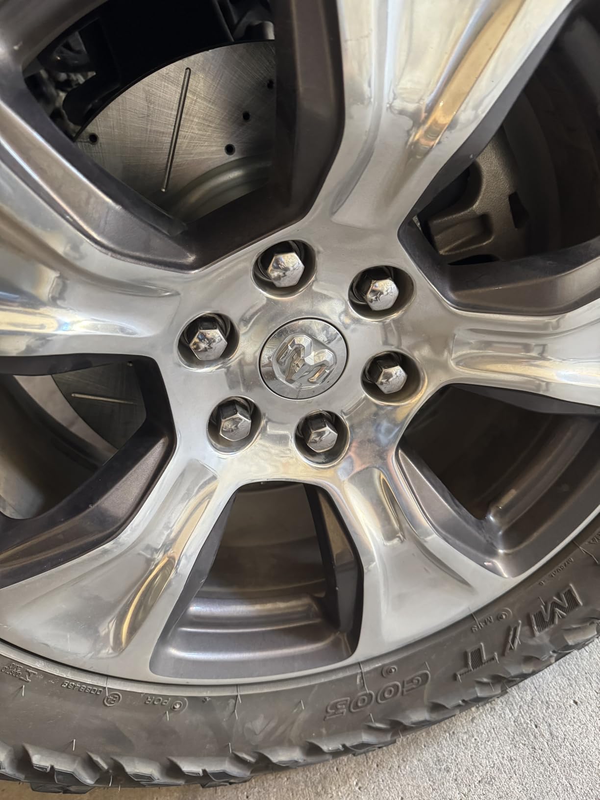 Detroit Axle - Drilled and Slotted Disc Brake Kit for 2019-2025 Ram 1500 customer photo 2